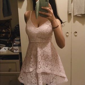 BNWT Blush Pink Woven Lace V-Neck Speechless Dress